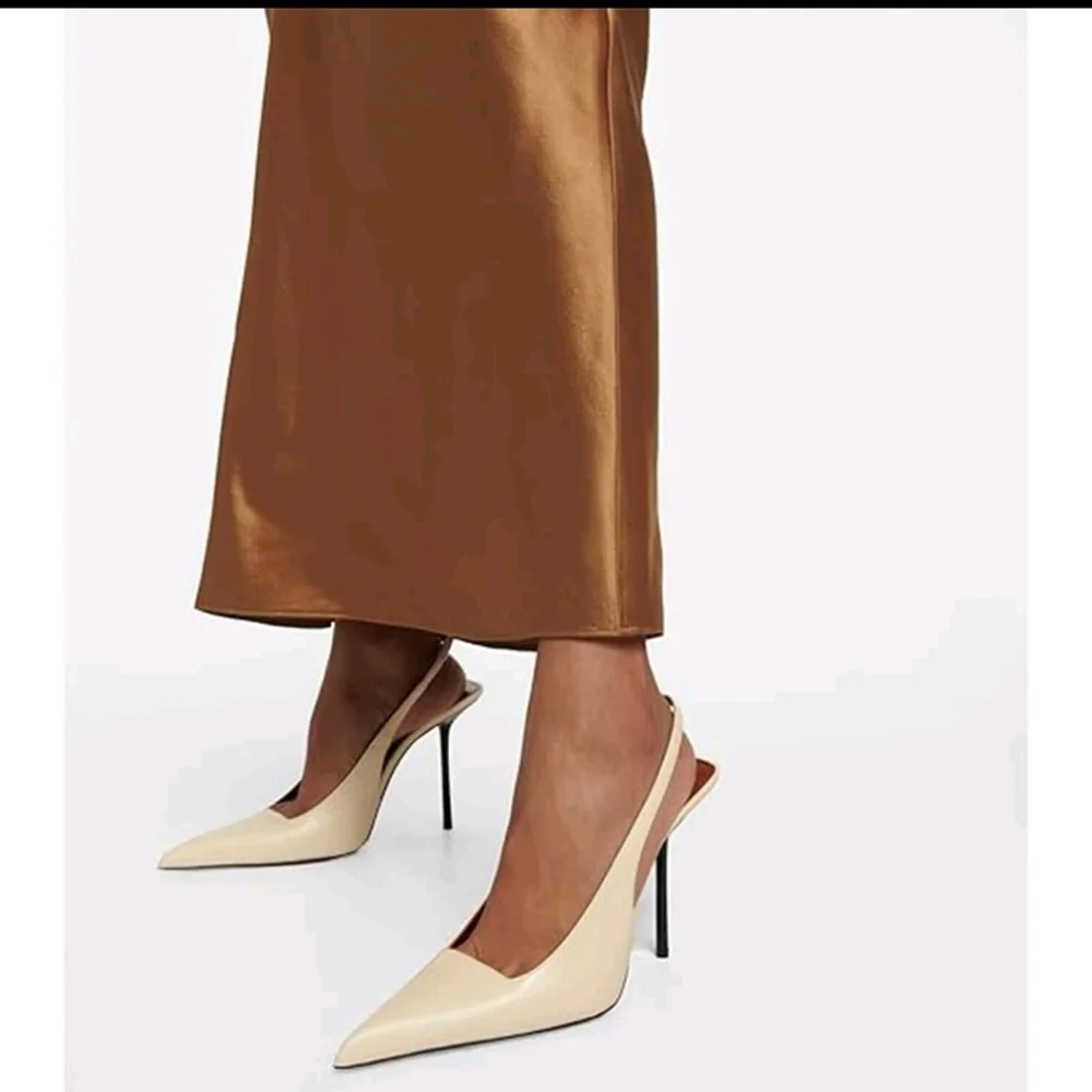 NWT Fashion Kiss Faux Leather Pointed Toe Slingback Stiletto Pump,10.5, Cream/…